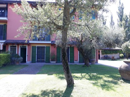 Casa singola in venditaReggio Emilia - Sesso