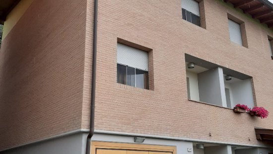Abbinata in venditaVezzano Sul Crostolo