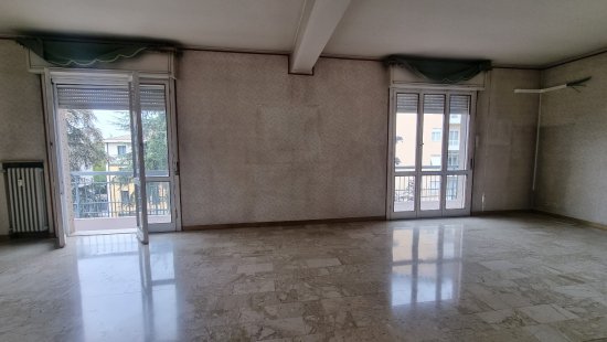 Appartamento in venditaReggio Emilia - Porta Castello