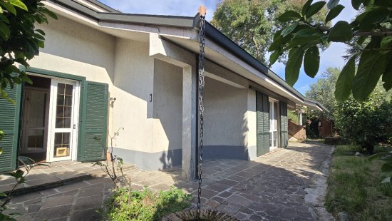 Casa singola in venditaReggio Emilia - Canali