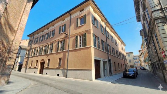 Appartamento in venditaReggio Emilia - Centro Storico