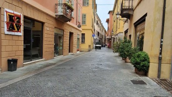 Stanza in affittoReggio Emilia - Centro Storico